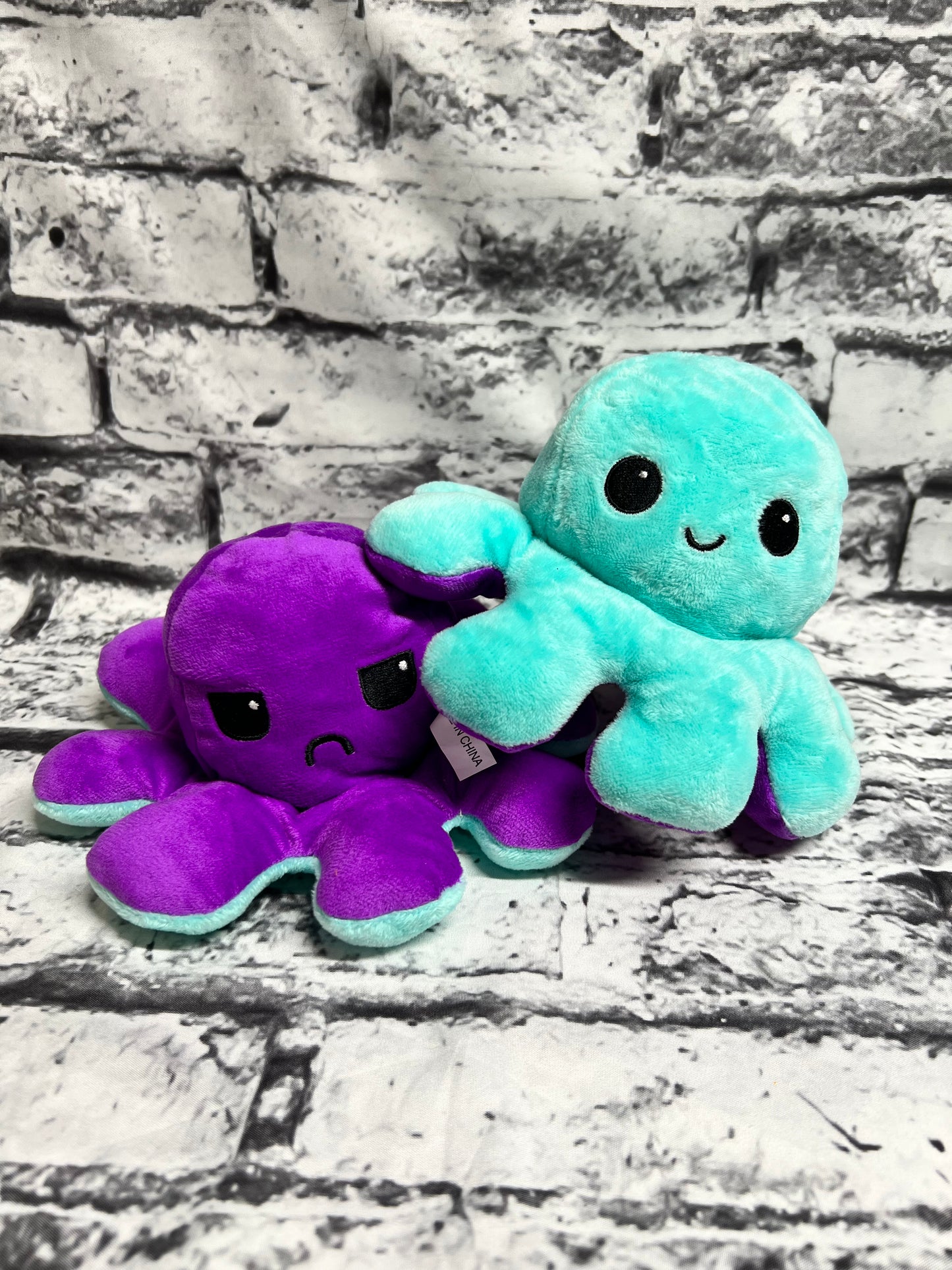 Reversible Octopuses