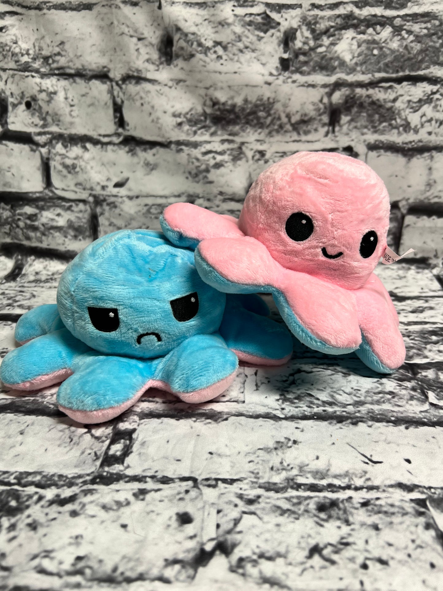 Reversible Octopuses